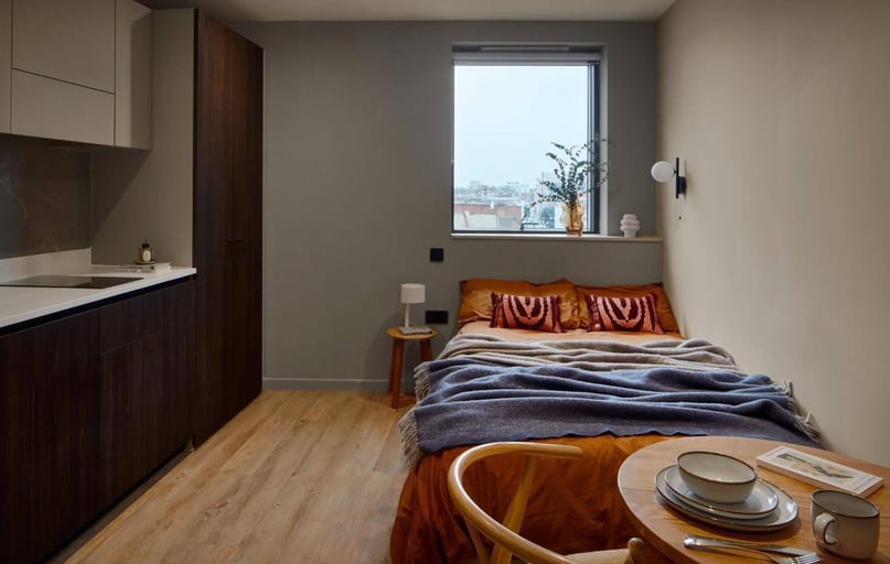 Old London Road, City Centre, Kingston - Image 1